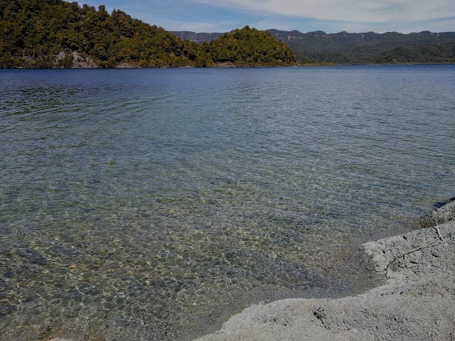 Lake Waikaremoana Great Walk 