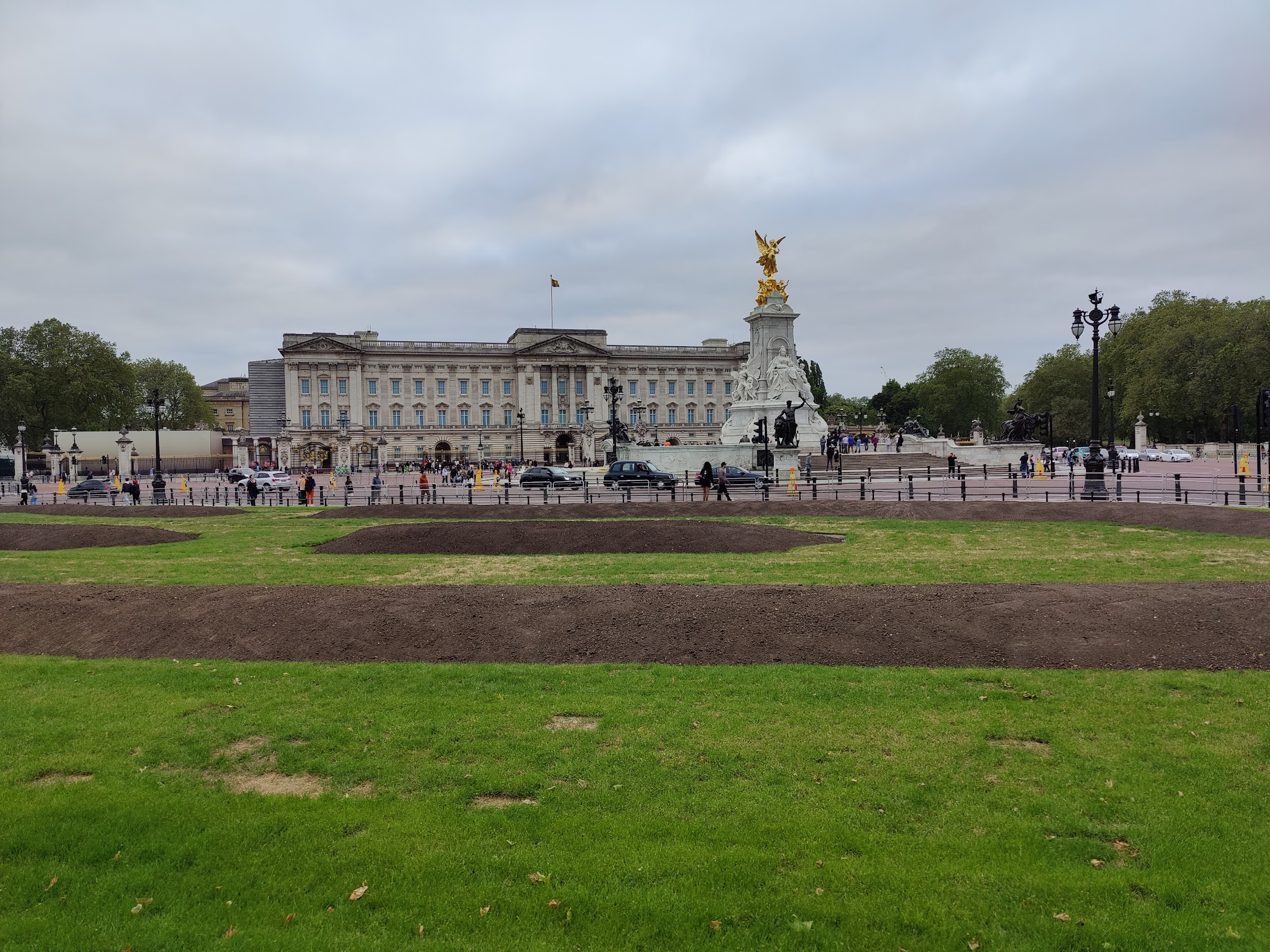 Buckingham Palace from afar