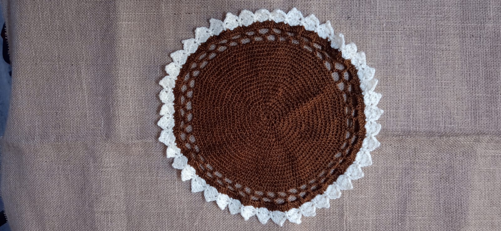 Handmade Woolen Table Mat Set of 1