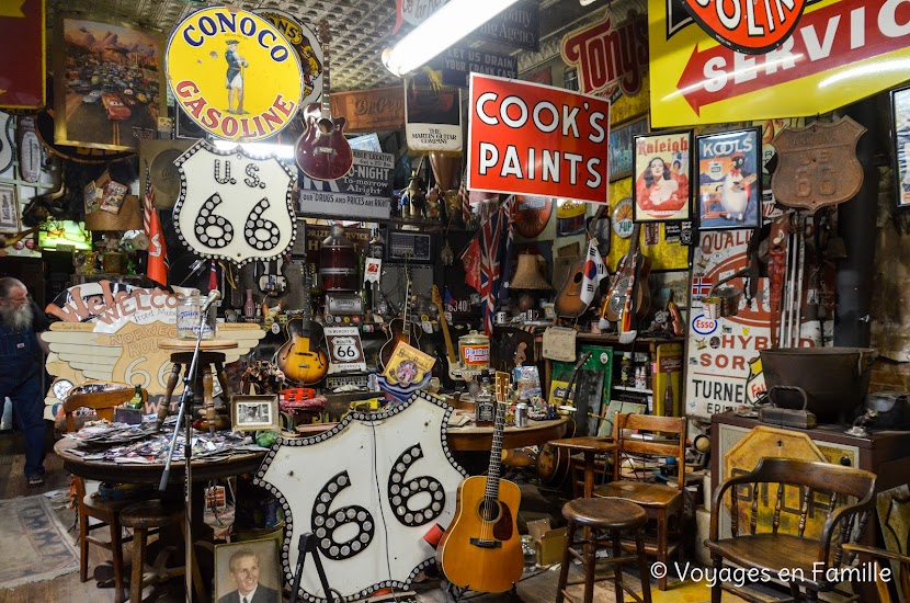 Route 66 - Erick Sandhills curiosity shop