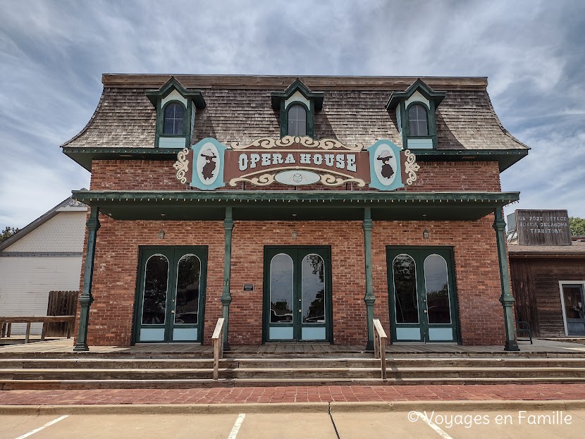 Route 66 - Elk, National Route 66 Museum