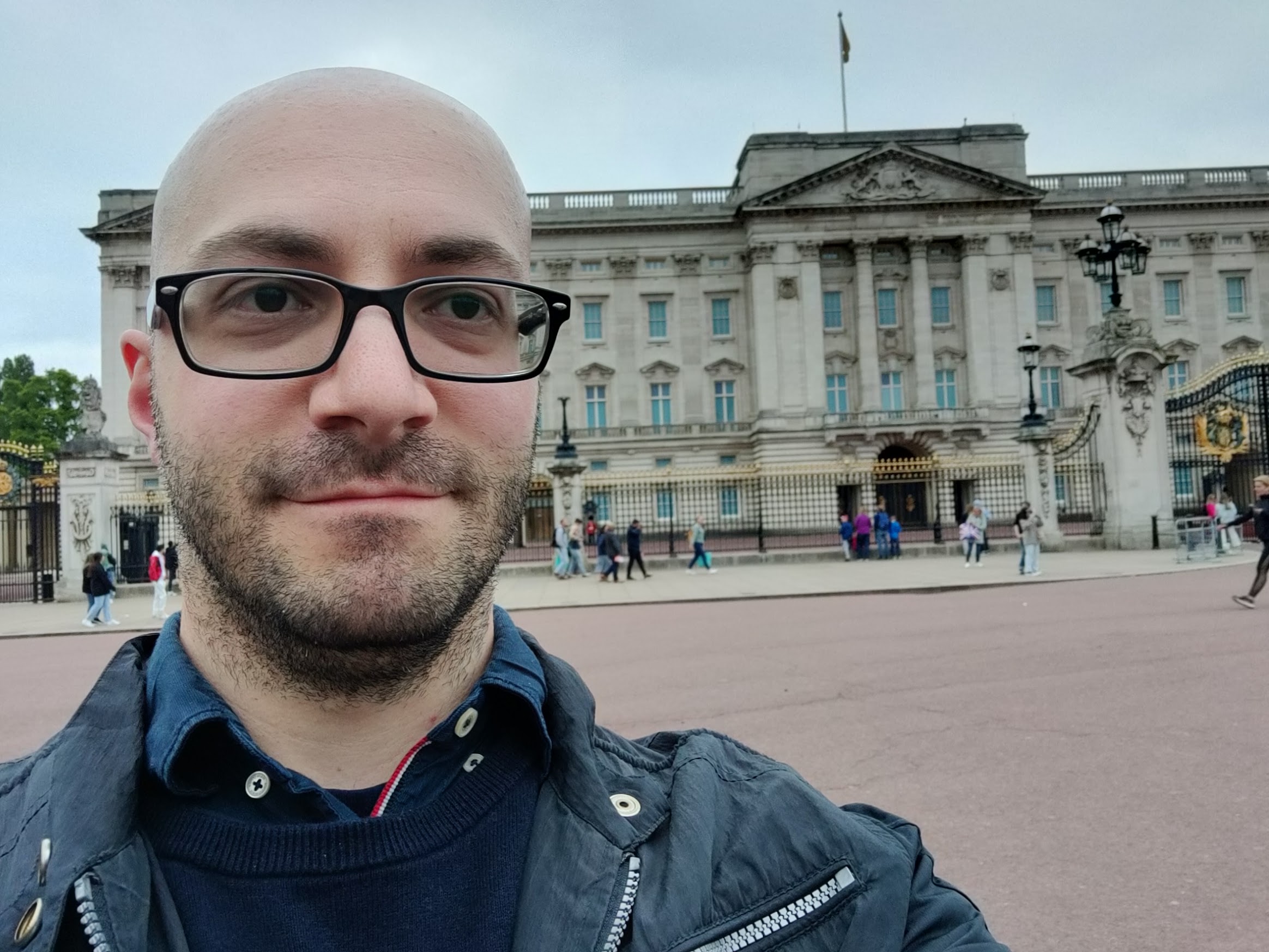 Buckingham Palace selfie