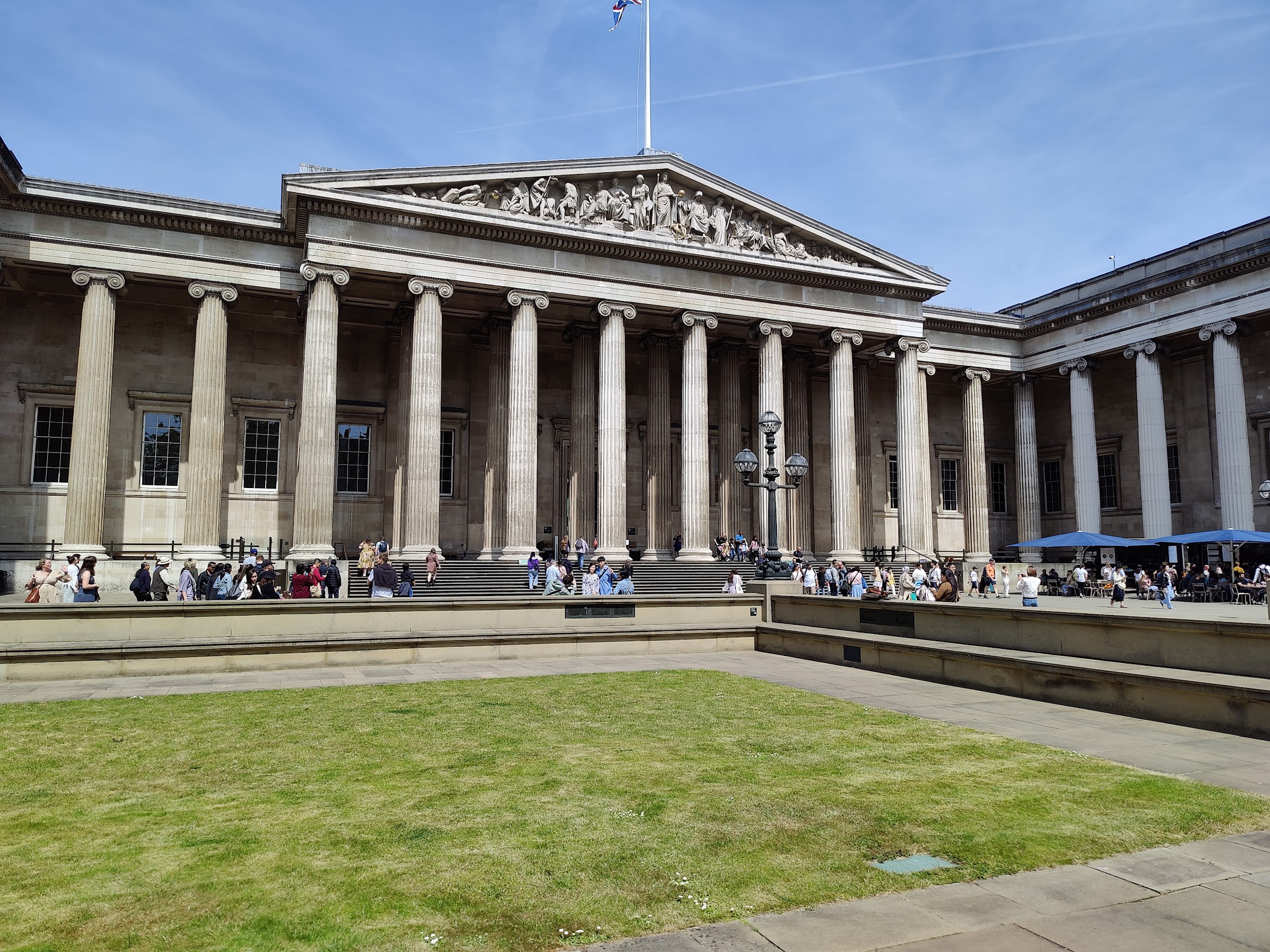 The British Museum from the outside