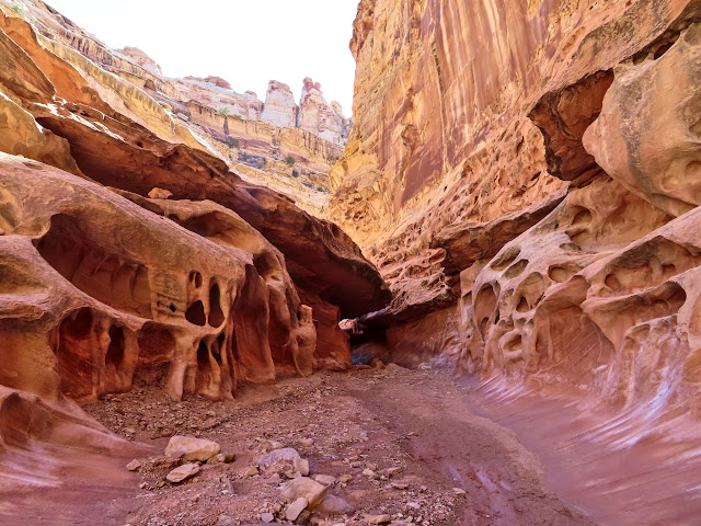 Crack Canyon subway section