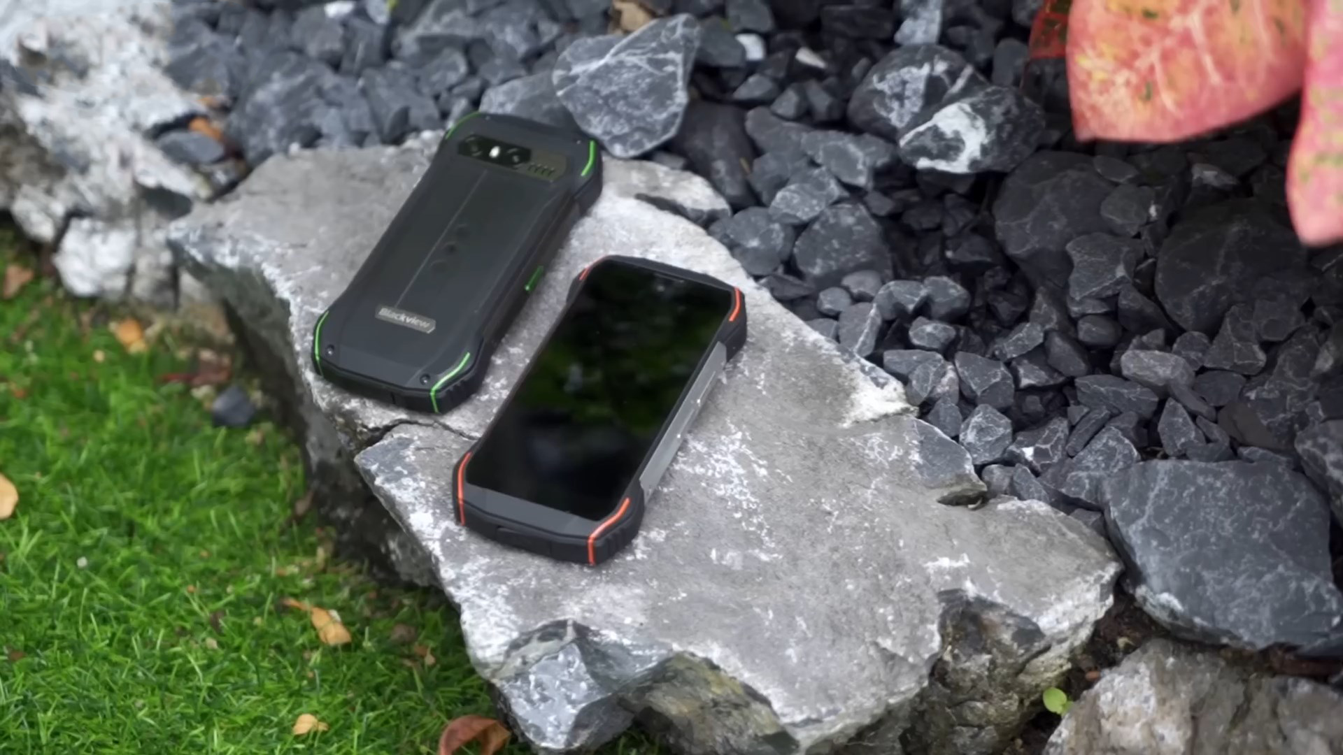 Salute the Classic! Blackview's First 4.3-inch Rugged Phone N6000 Hits the  Market 