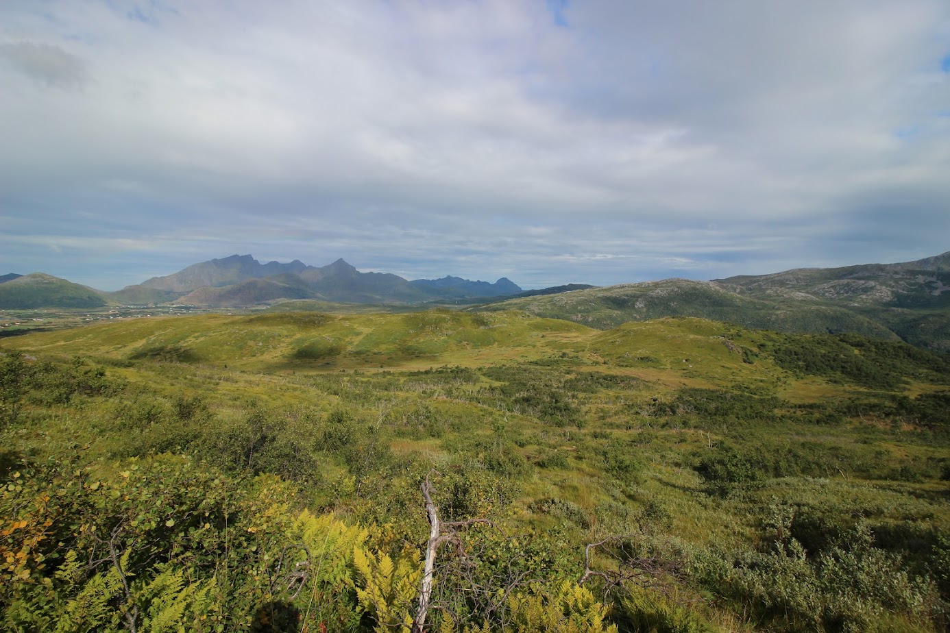 По волнам памяти (Nordkapp, острова Senja, Vesteralen и Lofoten в августе 2023)