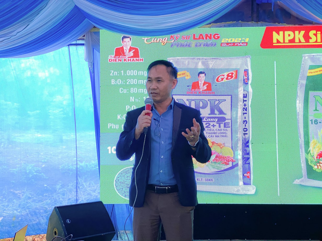 BÀ CON HUYỆN KRÔNG NĂNG VUI MỪNG PHẤN KHỞI VÌ SẦU RIÊNG ĐƯỢC MÙA ĐƯỢC GIÁ