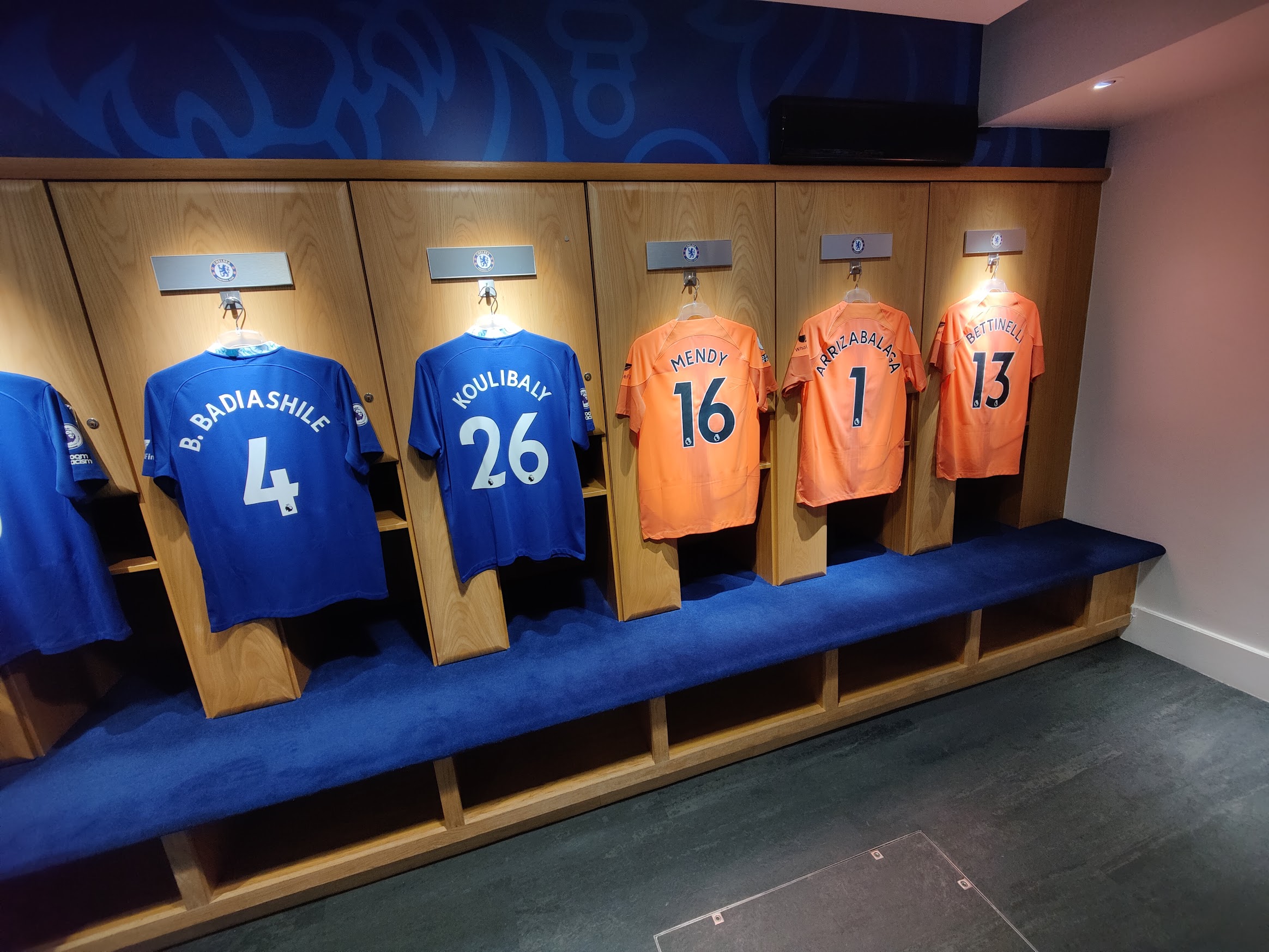 Dressing room - shirts in the goalkeeper corner