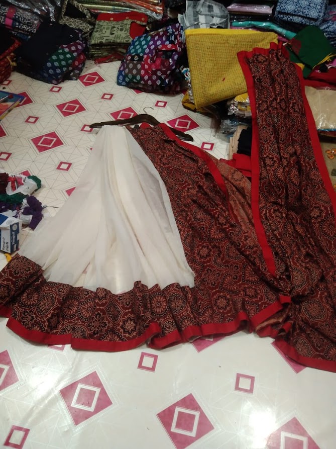 Pure Ajrakh Tant Saree