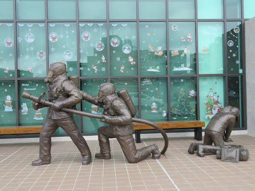 32327