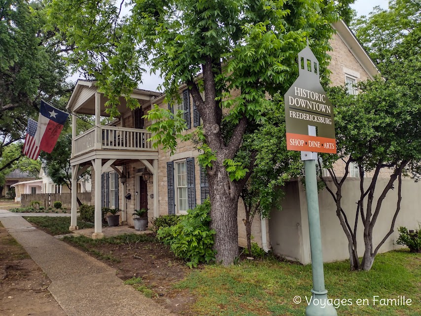 Fredericksburg : Historic Downtown