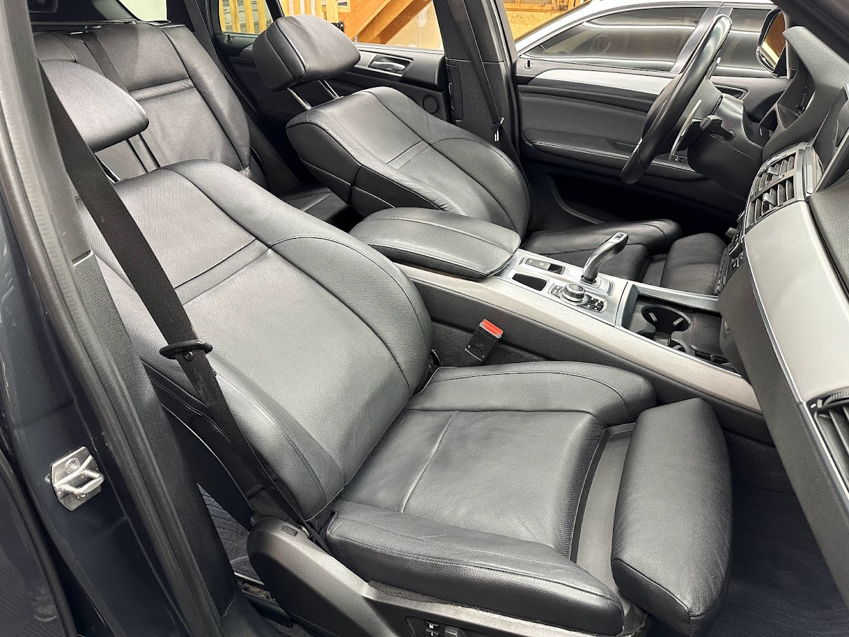 2014 BMW X5 (F15) Interior Seen in More Detail (Fully Bared) - BMW X5 and  X6 Forum (F15/F16)