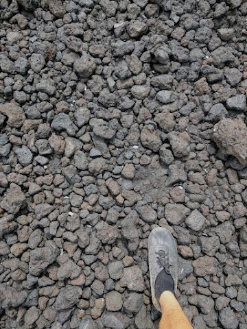 Tongariro Northen Circuit scree track