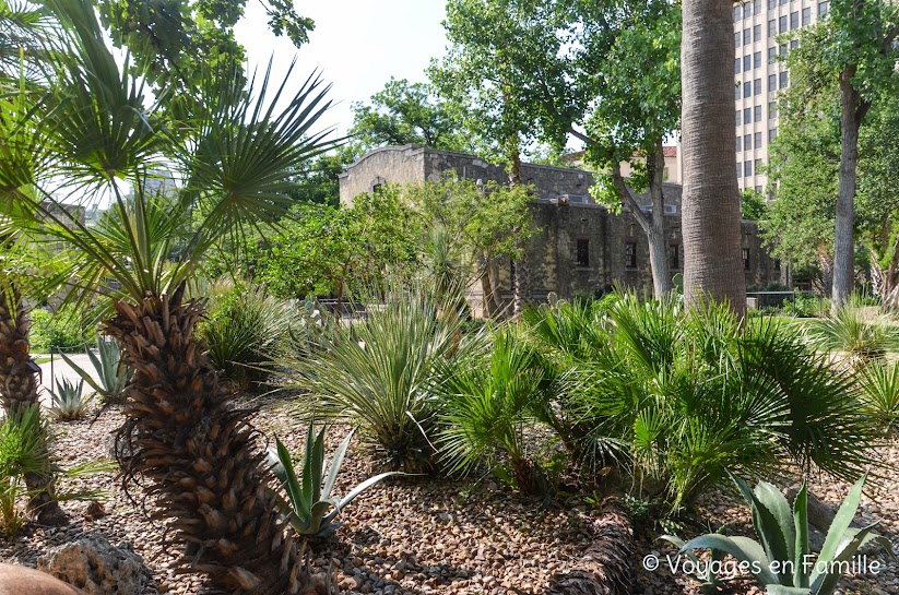 San Antonion, The Alamo, jardins