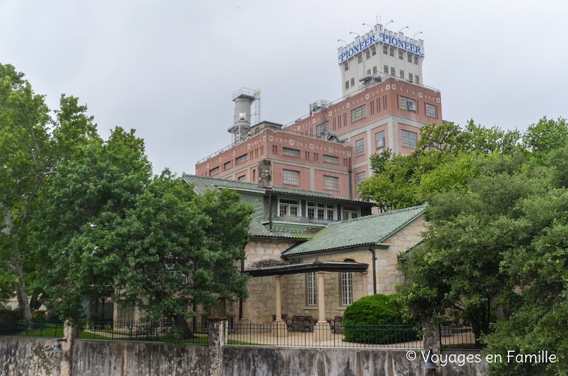 San Antonio, King Williams District - The Guenther House