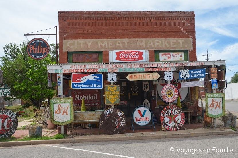 Route 66 - Erick, Sandhills curiosity Shop