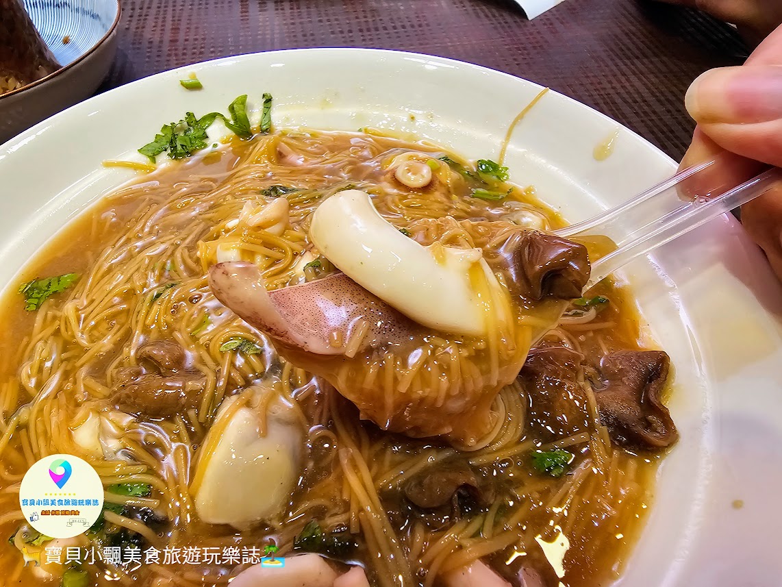 [食]台北 士林夜市 滿滿海鮮 魷魚 小卷 大腸 鮮蚵 鮮脆