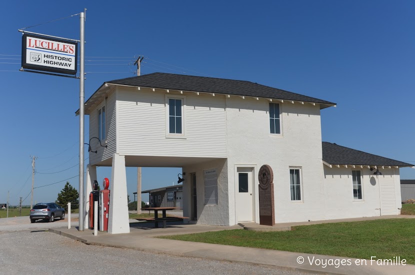 Route 66 - Hydro Lucille's Service Station