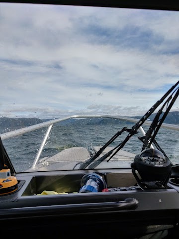 Lake Waikaremoana water taxi