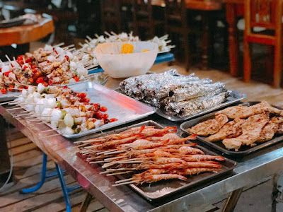 Preparing of a seafood BBQ