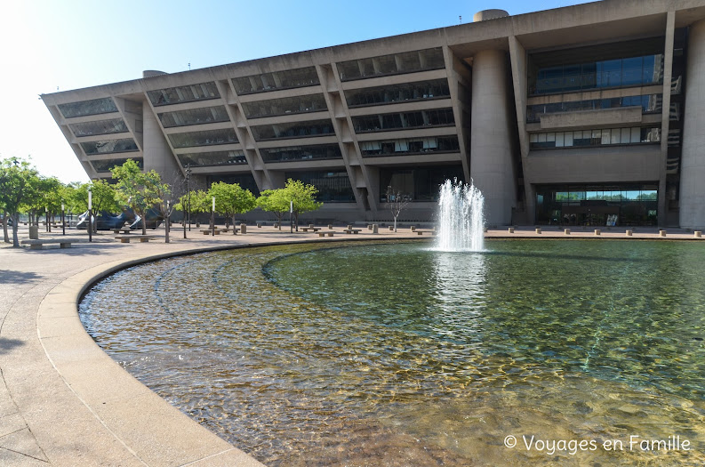 Dallas City Hall 