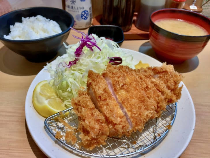 ロースかつ定食