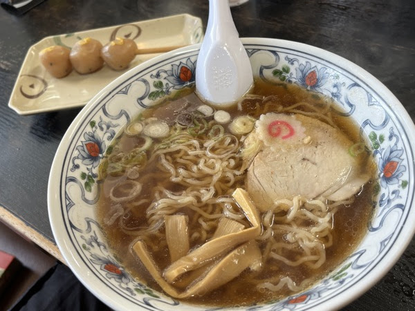 米沢ラーメンと玉こんにゃく