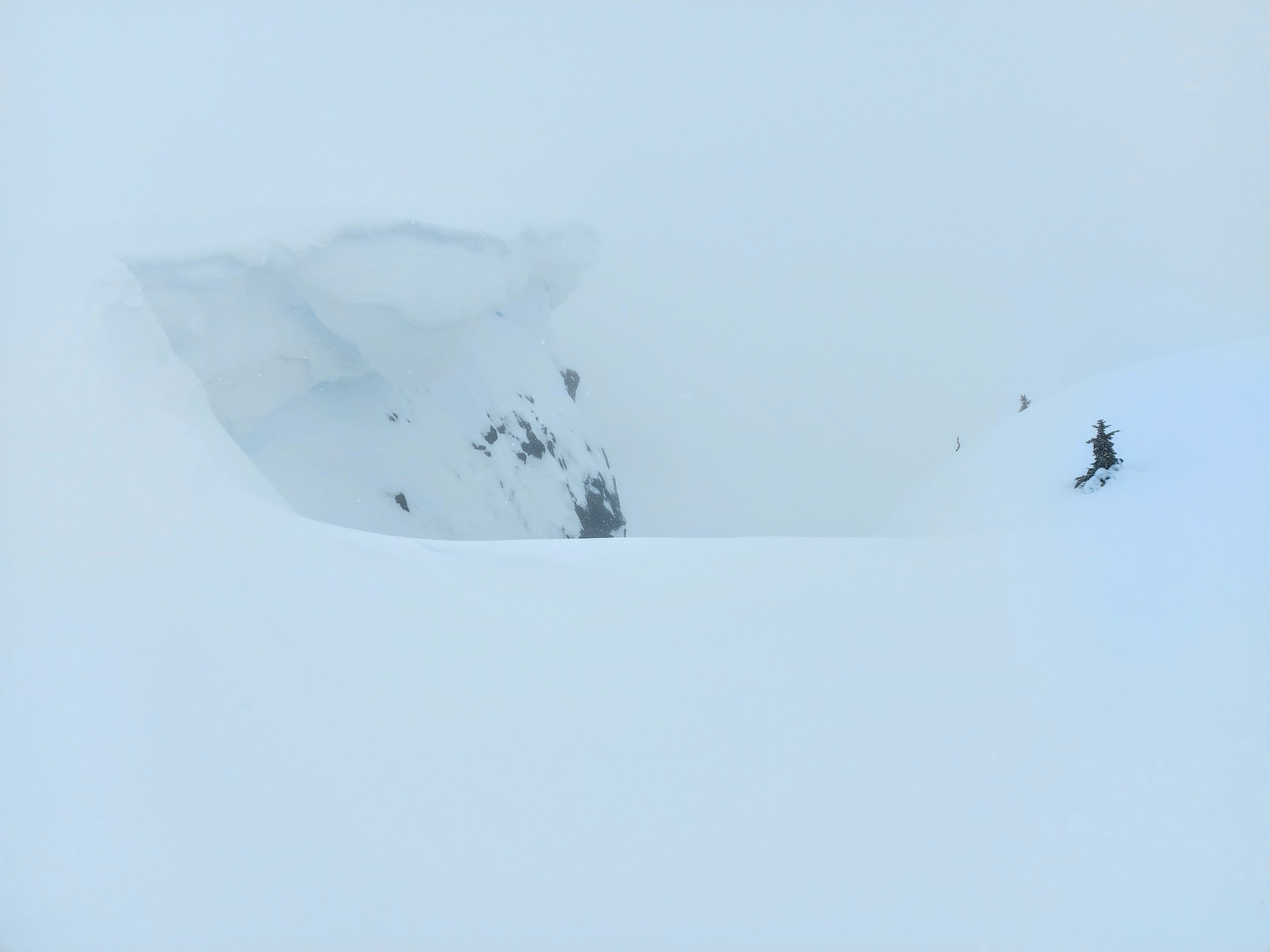 Cornice in poor visibility