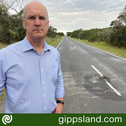 Andrews Labor's road safety fund falls short of compensating for axed Country Roads and Bridges program