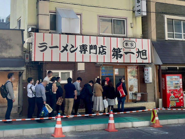 ラーメン専門店本家第一旭たかばし本店のお店の外観