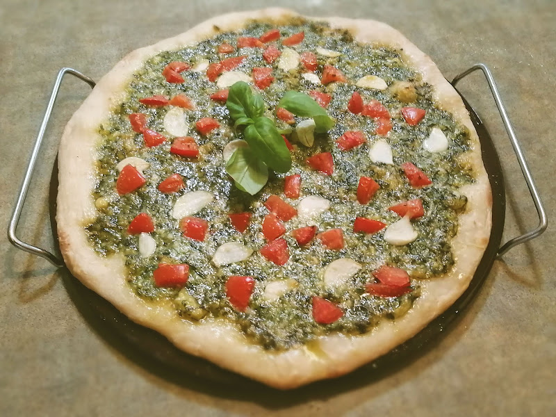 pesto pizza  