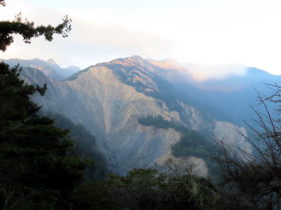 2023_八通關越道路 之 觀高工作站~大水窟山屋