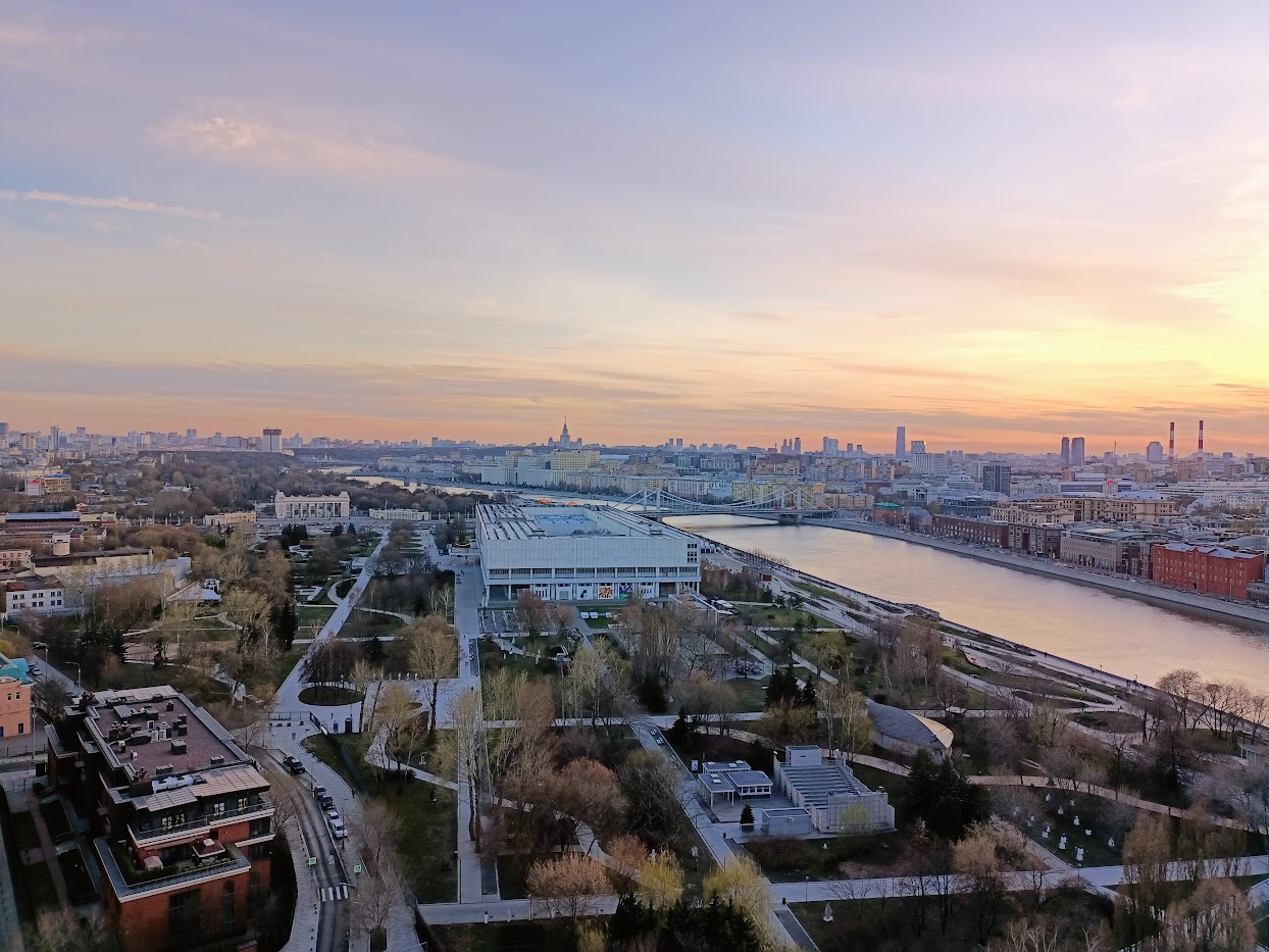 Москва. Неторопливые прогулки, красивые исторические особняки и всё интересное, о чем хотелось рассказать.