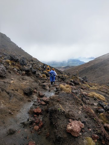 Tongariro Alpine Crossing descent