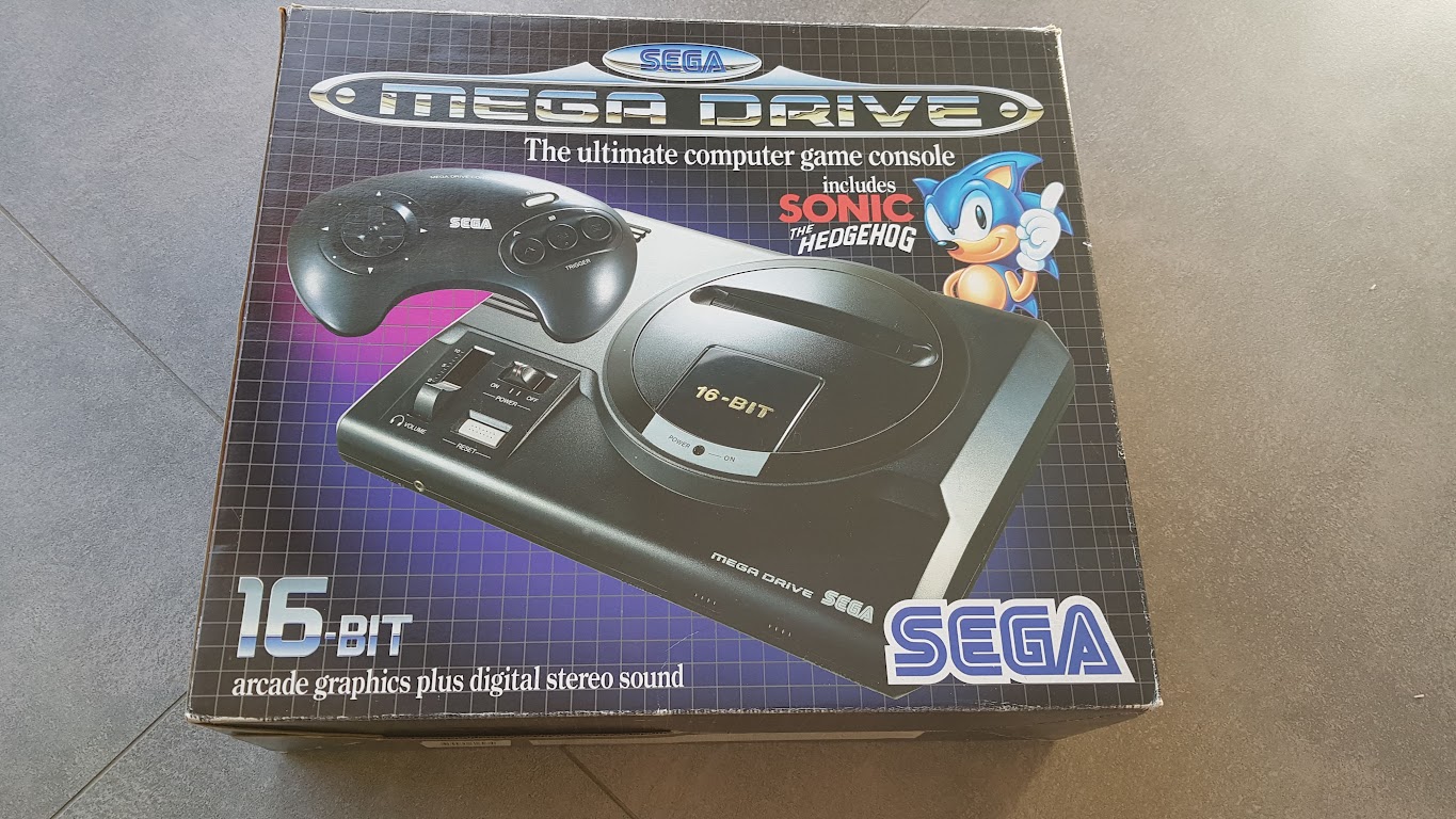 [ESTIM] Megadrive en boite + Sonic en boite avec poster AL9nZEUcGRJ05rvtsfq6ReBQKHJxk9Pbj-laDfZMiLPnMD0ojW1ObrQRHFL6ipU5wkHQOog5M54dycW7nhEQ8f_THUNv923-cTuJlLYQ0vhO7kutpbXmcXTWmGbRXVt2q724TTF4N5yutpIw5Urh5h-ZJGXYYw=w1365-h768-no?authuser=0