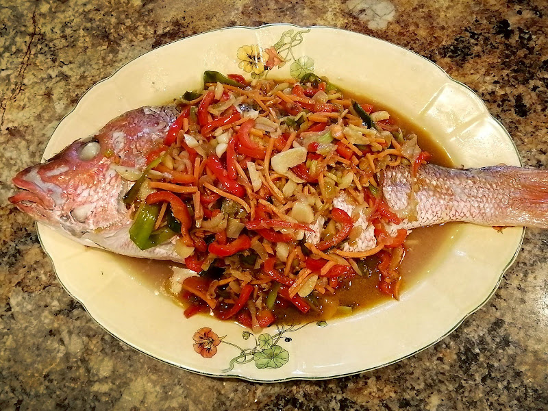 Steamed Fish with Garlic Chili Sauce 