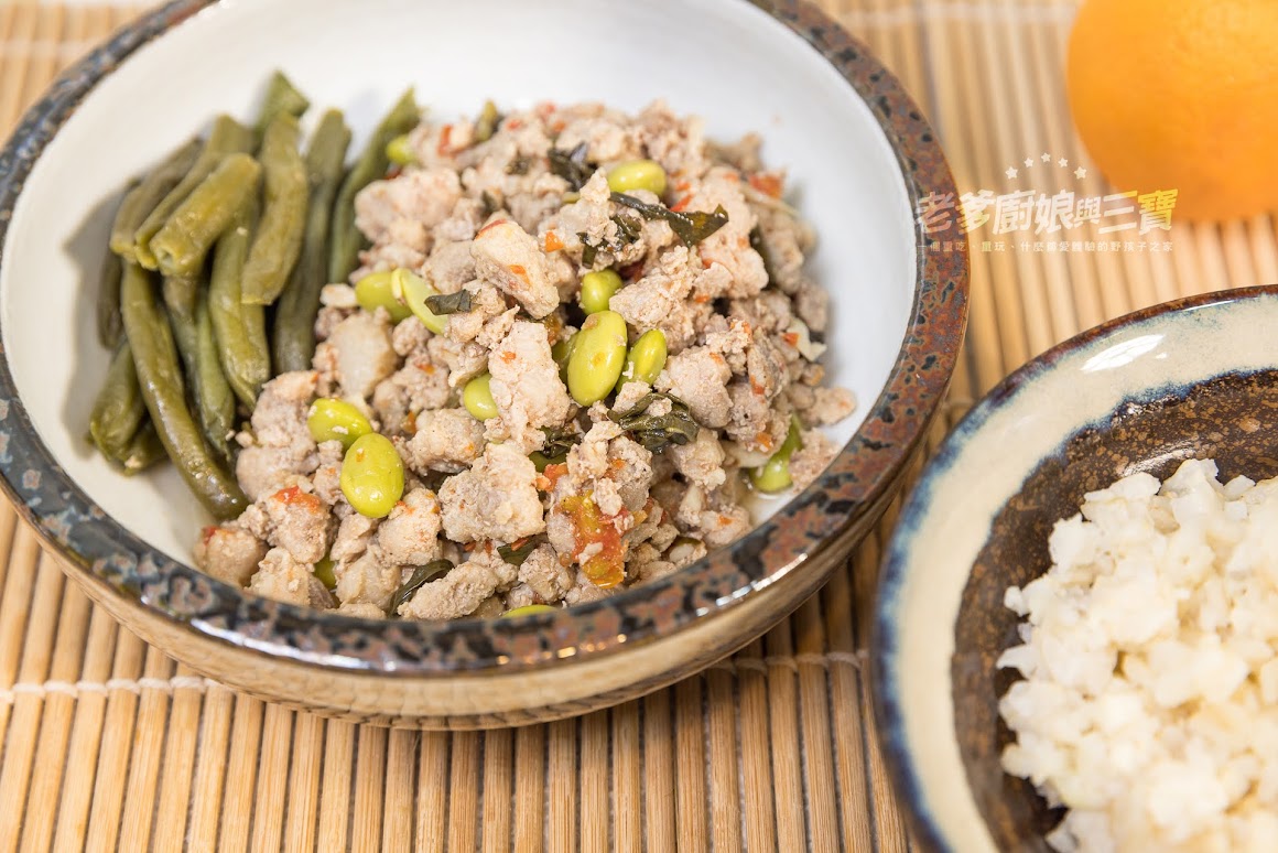 小宅食袋減醣拌半飯 | 減重不用再吃豬食，減醣低卡不挨餓，體重控制也可以美味相伴喔！