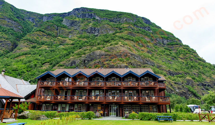 Flam Hotel