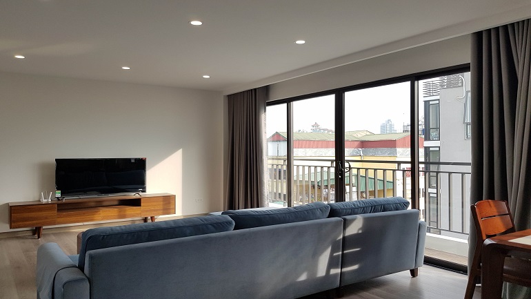 Spacious one bedroom apartment with balcony lake view in Yen Phu village, Tay Ho district for rent
