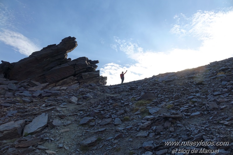 Puntal del Goterón-Los Cucaderos-Puntal de la Caldereta por el Vasar de la Alcazaba