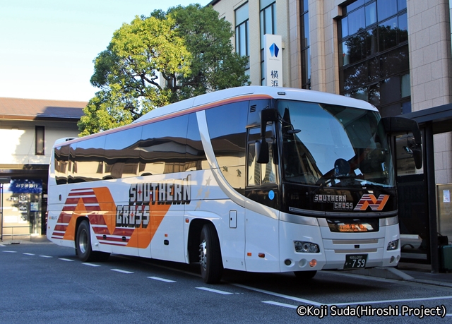 和歌山バス「サザンクロス」湘南線　･759　鎌倉駅東口にて_01