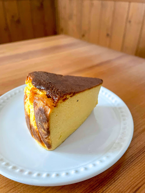 かぼちゃのバスクチーズケーキ背面