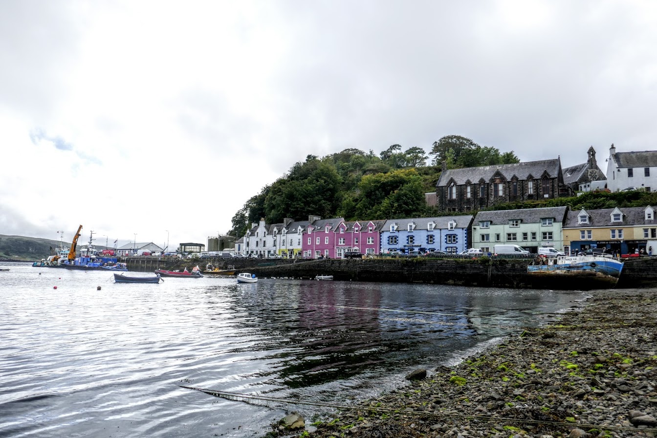 Martes 23 de agosto: Skye, Dunvegan, Portree, Kilt Rock y Old Man of Storr - Dos semanas por Escocia sin coche. Por ciudad, campo y mar (5)