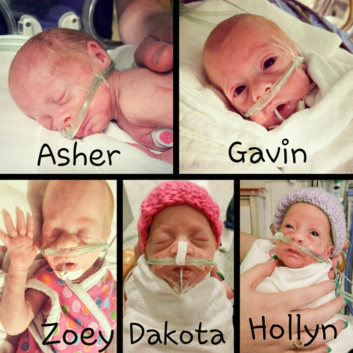 Couple Who Welcomed Quintuplets After Fertility Struggles Have Adorable Christmas Photo Shoot