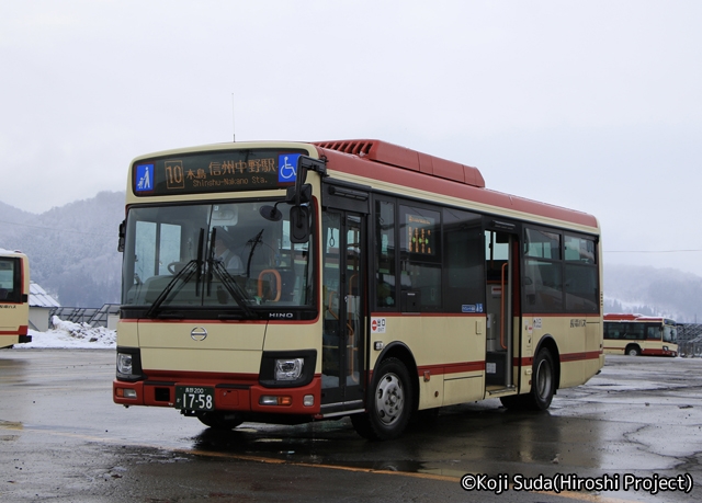 長電バス　飯山　1758　木島にて