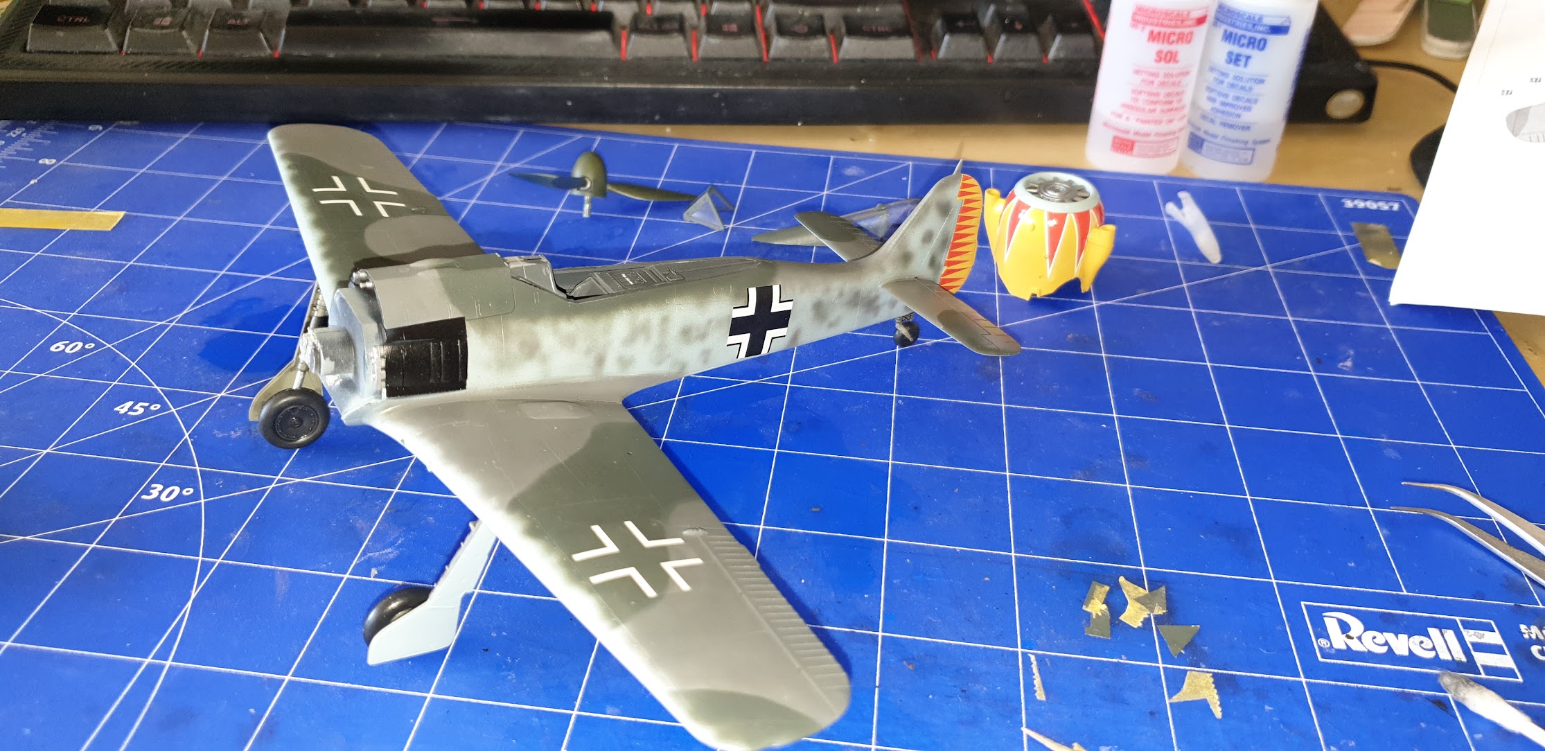 Focke Wulf Fw190 A5 "Herman Gräf special" 1:48 Hasegawa AL9nZEVcPRphpv8cpQWZAzPRVwMQ2TaQeemBWNF6fbZKYZuT4SCqmSQQTRdaGBgjJgDQlr5hI4foMmOgo6UeuApbX2DHBWAKIj95-XSB_Sy-HyXCH0HYj5ZaKgCKvmnziptwNS9S1TArrG8UueDMGW5Obuew=w2230-h1084-no?authuser=0