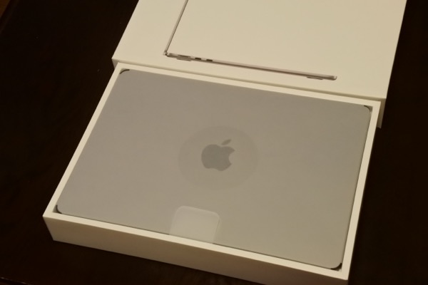 MacBook Air（M2、2022）