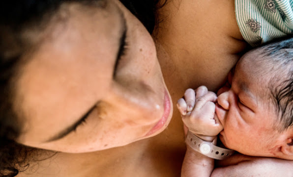 The Photos Of This Strong And Blind Mum Giving Birth Will Touch Your Heart Today