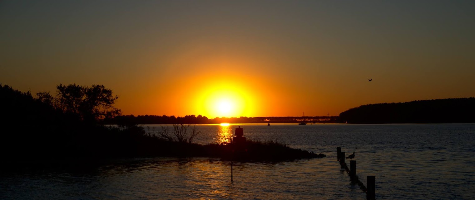 1. Zonsondergang in Zeeland op 10 augustus 2022