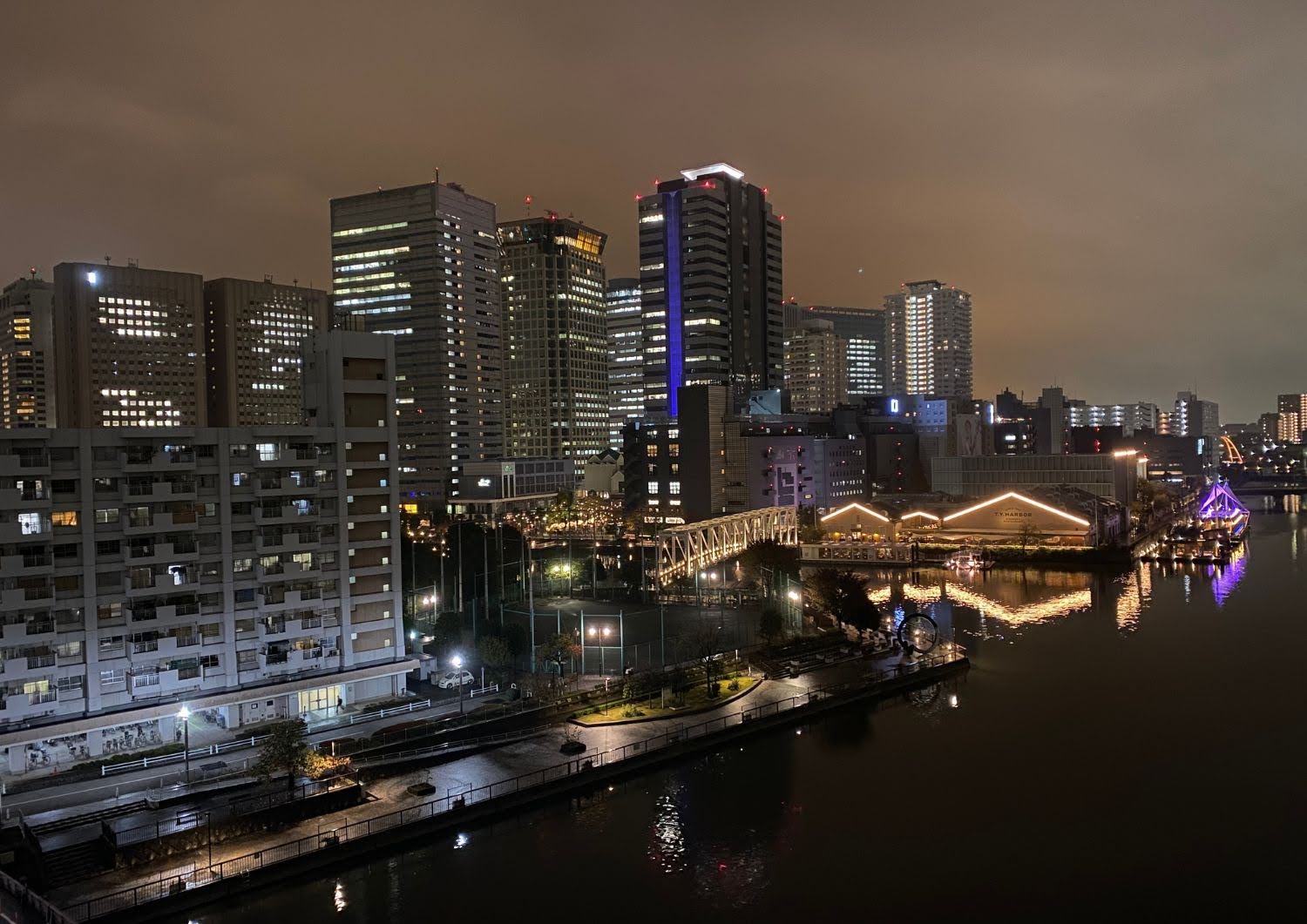 ThreeDesign0102022東京都品川区のマンション・外観・夜
